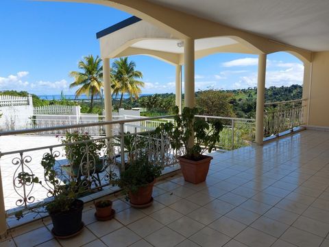 Dpt Guadeloupe (971), à vendre GOYAVE maison T12 de 378 m² - Terrain de 852,00 m²