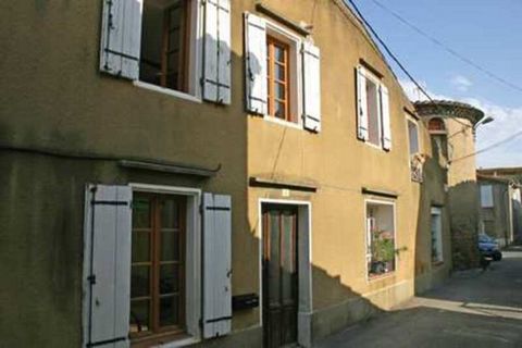 Dpt Aude (11), à vendre proche CARCASSONNE maison P6 de 145 m² avec toit terrasse