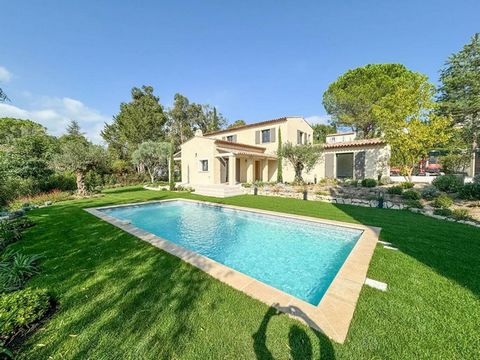 6 ROOM HOUSE WITH GARDEN - NEAR NICE For sale: discover in SAINT PAUL DE VENCE (06570) this 6-room house facing south-west, of 210 m². It is a fully rehabilitated house, new swimming pool, fully planted garden, very nice interior and exterior service...