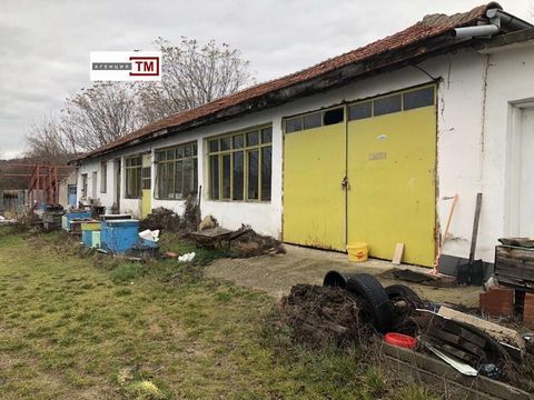 TM IMOTI is selling a commercial property located on the road to the Stara Zagora baths, in the area of the Black Bridge, 100 meters from the main road. There is a massive stone building on the 1st floor with a built-up area of 480 sq.m. with a certi...