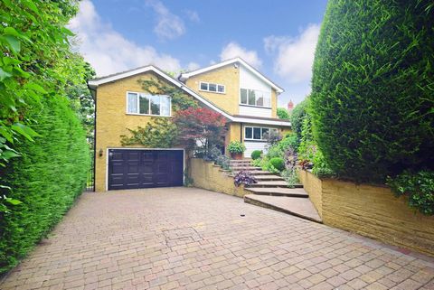 About this property:    Situated in a stunning location. You have no immediate next door neighbours; the house sits on an island site surrounded by its own and other gardens and there are just two houses on this quiet and very pretty cul-de-sac. So y...
