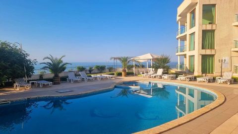 This is 2 bedroom spacious apartment with direct views to the sea. It is situated on the first sea line between 2 nice sandy beaches, in complex Golf Coast, White Lagoon area. Distance to Balchik is 6 km and to Kavarna – 7 km. The apartment has a tot...