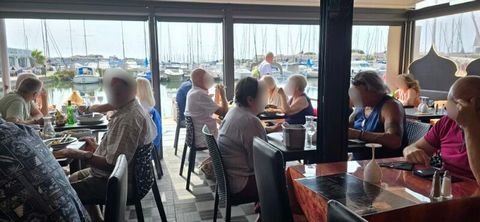     Located in an exceptional setting, at the entrance to the port of Cap d'Agde and adjacent to the busiest street, this restaurant with an increasing turnover benefits from ideal visibility and attendance thanks to its location popular with tourist...