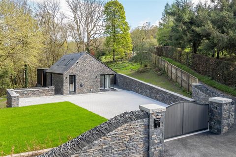 Welcome to Fawns Keep, Tower Wood, Bowness-on-Windermere, LA23 3PN Cool, calm and collected - nestling in a woodland setting, a detached single storey rural retreat that has been largely rebuilt and extended to create a fabulously contemporary and be...