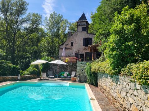 EXCLUSIVE TO BEAUX VILLAGES! A wonderful opportunity to acquire two properties situated in a privileged position overlooking the village of Najac - one of the 