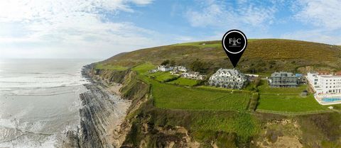 Zum Verkauf in Saunton in einer der beneidenswertesten Lagen an der Küste von North Devon steht diese Ferienwohnung mit zwei Schlafzimmern, Balkon und Blick auf den Sandstrand von Saunton. Ocean Point ist über elektrische Tore und einen Tastatureinga...