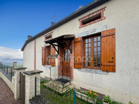 Dans le charmant village d'Aunay-en-bazois, à seulement 10 minutes des commodités (écoles, commerces, services médicaux), cette maison de 112 m² habitables sur un terrain généreux de 1030 m² est une perle rare. Dès l'entrée, laissez-vous séduire par ...