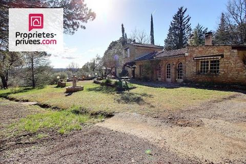 Votre conseiller propriétés privées Hakim Mouradi , vous invite à découvrir à Lorgues, 83510 : Magnifique mas en pierre traditionnel niché en pleine nature. Composée de 6 pièces principales , avec 3 chambres dont une suite en rez de chausée . Vous pr...