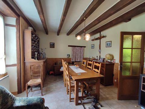 Located in a bucolic setting, small old house with outbuildings with a total area of 83 m2. It consists of an independent kitchen of 15m2, a living room of 19m2, a bedroom, a shower room and toilet. The first floor consists of 2 bedrooms and a storag...