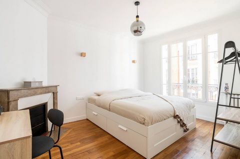 Appartement à louer - meublé, idéal pour étudiants (colocation possible). Superficie : 40,45 m², entièrement rénové en 2023 et totalement équipé. L'appartement dispose d'une chambre séparée et d'un salon séparé. Cuisine et salle de bain sont partagée...