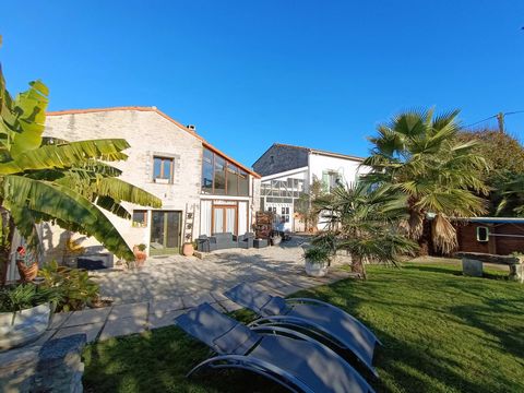 EXCLUSIVE TO BEAUX VILLAGES! You will fall in love with this beautiful house with garden, swimming pool and guest house. Situated in the Boutonne valley in a sought-after village with shops within walking distance, the property has been tastefully re...