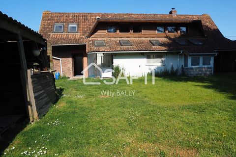 Située dans un charmant village de la vallée de la course, cette longère authentique offre un emplacement privilégié, alliant calme et proximité avec les commodités locales. Idéalement située, elle bénéficie d'un accès facile aux commerces, aux école...