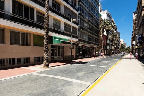 Dieses charmante Ferienhaus in Las Palmas de Gran Canaria bietet eine komfortable und geräumige Wohnfläche von 50 m² mit einem Schlafzimmer und Platz für bis zu 3 Personen. Direkt am Strand gelegen, können die Gäste einen atemberaubenden Blick auf da...