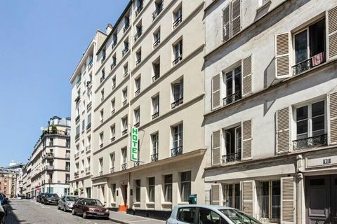 Idéalement situé au coeur de Paris, dans un quartier populaire et apprécié, cet bel appartement moderne peut accueillir jusqu'à 4 personnes. Proche de commerces, des transports et des animations, ce logement est parfait pour un séjour dans la capital...