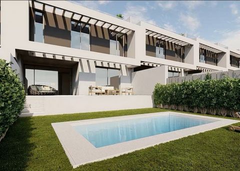 Stijlvol kustleven in La Cala de Mijas Ontdek een uitzonderlijke levensstijl in deze exclusieve ontwikkeling van moderne huizen door La Cala de Mijas. Deze elegante woningen zijn perfect gepositioneerd tussen Málaga en Marbella en bieden een harmonie...