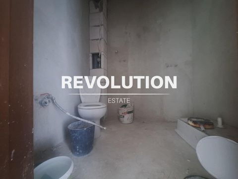 Revolution Estate przedstawia Państwu APARTAMENT Z JEDNĄ SYPIALNIĄ w Kawarnie! Lokalizacja: położony w komunikacyjnej lokalizacji, blisko wielu punktów handlowych, restauracji. Nieruchomość znajduje się na 1 piętrze z łącznie 4. Powierzchnia: 75 mkw....