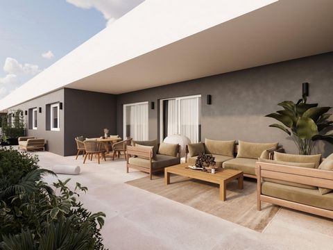 Modern appartement met 3 slaapkamers op 300 meter van het strand in Águilas (Murcia).~~Een modern wooncomplex aangepast aan je behoeften.~De woning bestaat uit 3 slaapkamers en 2 badkamers, woon-eetkeuken en terras.~~Dit exclusieve nieuwbouwproject i...