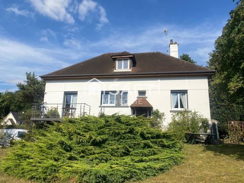 Maison sur sous-sol complet, studio et garage