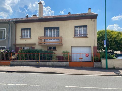 Maison avec jardin et garage en centre ville
