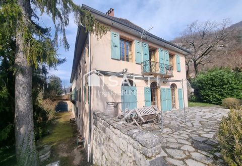 Demeure avec 10 pièces et une piscine