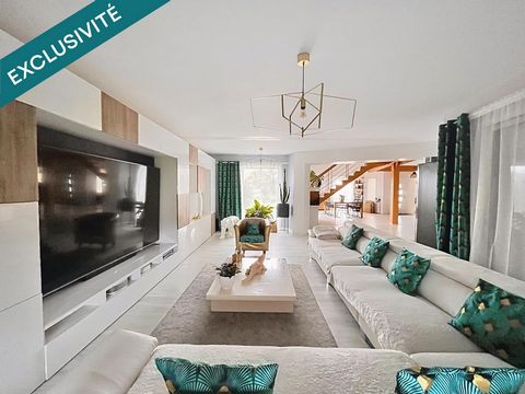 Maison d'exception avec piscine et jardin paysager