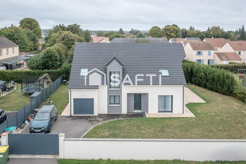 Maison 160m2, 6 pièces, 4 chambres, terrain de 714m2