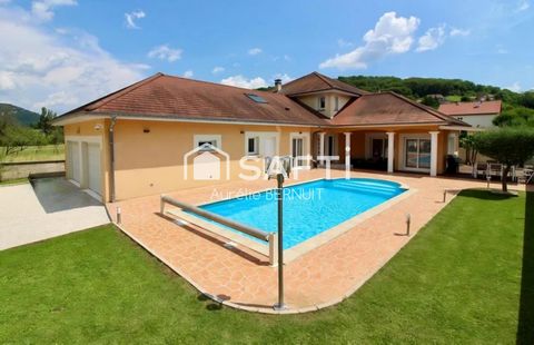 Maison d'architecte avec piscine, calme/commodités