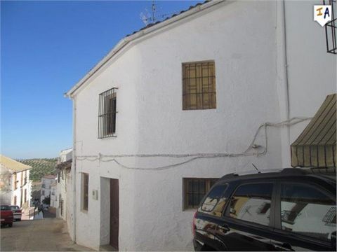 Situated in the Spanish village of Fuente Tojar and close to the large town of Priego de Cordoba in Andalucia, Spain, this 3 bedroom townhouse. Offering lots of character and potential this property has lots of hidden gems which with a little bit of ...
