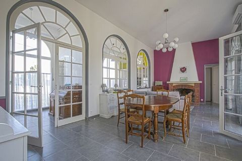 Treat yourself and your loved ones with a great holiday in this elegant holiday home near the North Sea. It is an excellent choice for families. With the beach by the sea at a short distance, a day of lazing in the sun is obvious, but there is more t...