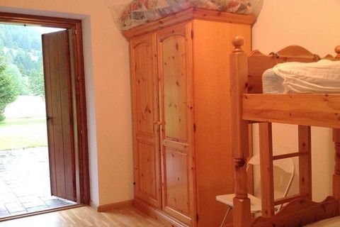 With an idyllic location in the Dolomites, this cozy chalet with beautiful mountain views has 2 bedrooms to accommodate 6 guests. Ideal for a family or a group of friends, this centrally heated property features free WiFi and a private terrace. The n...