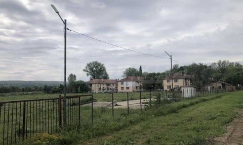 SUPRIMMO agency: ... We offer for sale a property with a photovoltaic plant project. The property is located in the town of Lom and has an area of 10 822 sq.m., has an approved Detailed Development Plan and an opinion for accession, agreed by ESO for...
