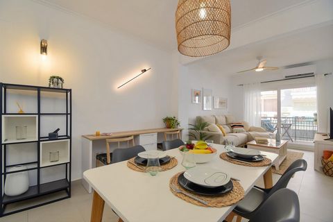 Wonderful and cheerful apartment in Javea, Costa Blanca, Spain for 4 persons. The apartment is situated in a urban beach area, close to restaurants and bars, shops and supermarkets, at 200 m from Playa de la Grava beach and at 0,2 km from Mediterrane...