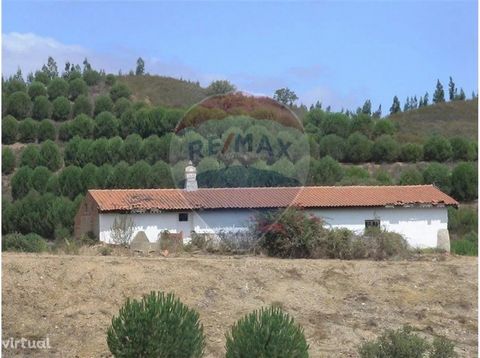 Mixed/urban land in Savoy-Odemira with a total area of 13,000 m2. Urban part with housing house building, more dependent area and part of arable land with olive trees, watercourse bed and natural park, located in Barranhas-Savoy, near the Stª Clara D...