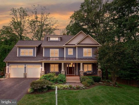 Welcome to this exquisite home nestled in the serene Dunn Loring Woods neighborhood of Vienna! This builder's own luxurious residence boasts a stunning blend of modern design and classic elegance, offering the perfect balance of space, comfort, and s...