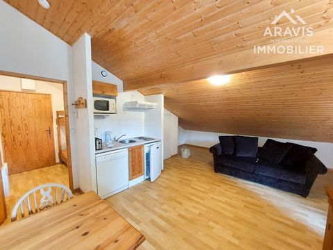 Come and discover in Exclusivity at Aravis International this charming studio of 22.88m2. It consists of a beautiful entrance hall with a bathroom with toilet on your right, a living room with a kitchinette and a storage space and it also has a balco...