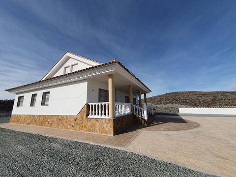 In collaboration with our Spanish partners, we have the pleasure to bring you the opportunity to buy a spectacular villa located in the countryside of Puerto Lumbreras in the Murcia region.   Located 15-minutes drive from the bustling town of Lorca, ...