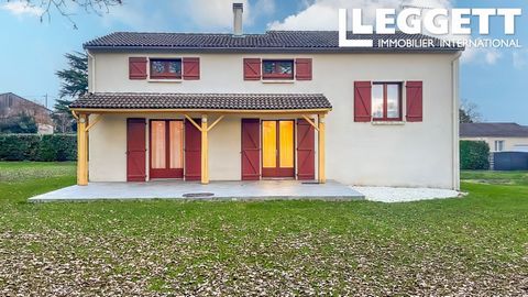 A26291TLO79 - Well located in the pleasant and popular village of Voulmentin, with easy access to Nueil Les Aubiers, Argentonnay and Bressuire. Shops and services at 7km. On mains drains with conformity certificate. Built in the 1980s the house sits ...