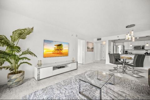 Spacious 1 Bedroom apartment overlooking Biscayne Bay at the popular building 