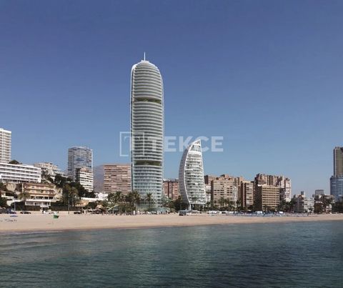 Luksusowe Apartamenty przy Plaży w Benidormie na Costa Blanca Benidorm, nadmorska gmina w prowincji Alicante, położona jest na wybrzeżu Costa Blanca, urzekającym regionie śródziemnomorskim słynącym z rajskich piaszczystych plaż i podwyższonych standa...