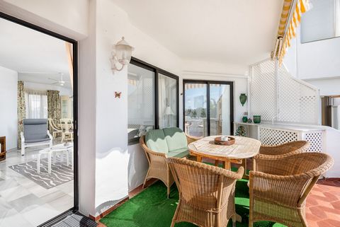Located in Calahonda. This property is registered under the Andalusian Tourist board under the DECREE 28/2016 law. Registration number – VFT/MA/27605. 2 bedroom, 2 bathroom very bright and spacious first floor south facing apartment. A beautiful free...
