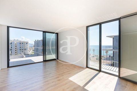 new building (work) with Terrace and views in Badalona., swimming pool, parking space, air conditioning, fitted wardrobes, concierge and storage room. Ref. ONB2311001-7 Features: - Air Conditioning - SwimmingPool - Terrace - Lift