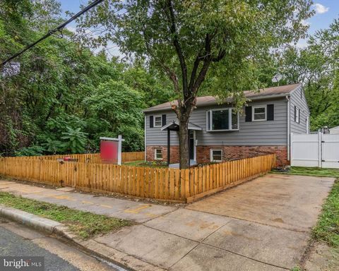 Welcome to this charming four-bedroom, two-bathroom home in the heart of Riverdale, Maryland! This beautifully updated residence offers a warm and inviting living space with new modern recessed lighting and freshly installed wood floors in the living...