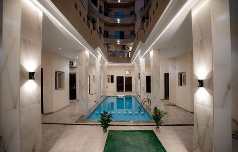 Prime Location: Nestled near Arabia Resort in Hurghada's vibrant heart, close to shops and supermarkets for ultimate convenience. Studio Apartment Highlights: Size: 41 sqm Bathrooms: Well-appointed for convenience and privacy Floor: Pool level Fully ...