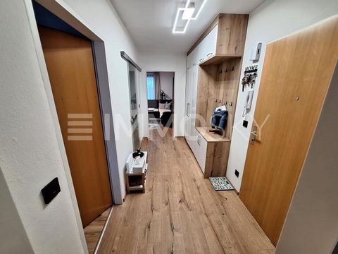 Votre retraite à la montagne - Charmant appartement avec jardin à Eben avec charme ! Bienvenue dans votre nouvel appartement avec jardin à Eben im Pongau, un endroit où les autres passent leurs vacances et où la vie devient une passion ! Cet appartem...