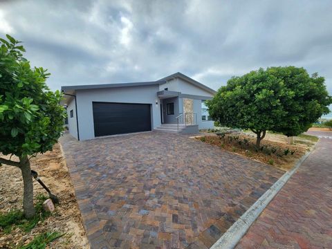 Luxury 3 Bed Home For Sale In Still-Bay Dunes South Africa Esales Property ID: es5554132 Property Location 12 Blombos Close (Stand 1219) Still-Bay Dunes Still-Bay Western Cape 6674 South Africa Property Details This single-story, three-bedroomed hous...