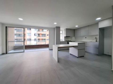 Apartamento en Venta Envigado - Amplio y cómodo Área: 163m² Habitaciones: 4 Baños: 5 Parqueaderos: 2 Cuarto útil: 1 Precio: $ ... ¡Descubre tu nuevo hogar! Amplio apartamento en venta, ideal para familias numerosas. Una ubicación privilegiada cerca d...