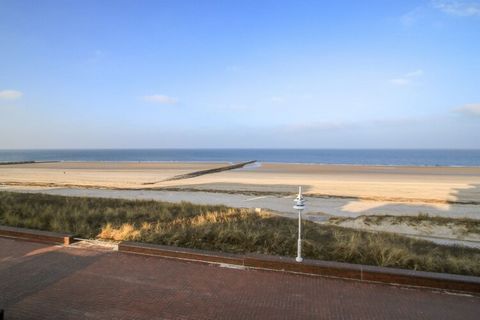 Aus der ca. 65m² großen Ferienwohnung für bis zu 4 Personen haben Sie einen phantastischen Blick auf die Nordsee, den Blick auf die Strandpromenade, den Hauptbadestrand, die Schiffahrtslinie, den Sonnenuntergang und bei klarem Wetter sehen Sie sogar ...