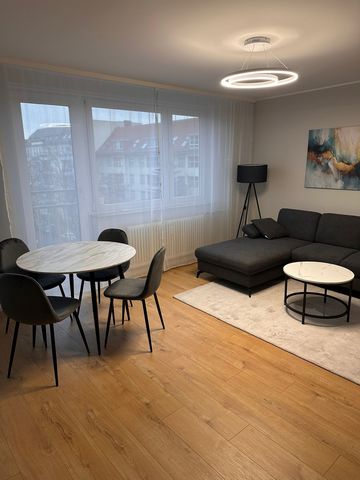 Traumwohnung im Herzen von Wilmersdorf – Vollmöbliert mit Balkon Entdecken Sie diese wunderschöne, vollmöblierte 2-Zimmer-Wohnung im begehrten Berliner Stadtteil Wilmersdorf! Mit einer großzügigen Wohnfläche von 50 m² bietet diese Wohnung alles, was ...