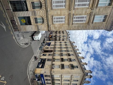 HYPER CENTRE Appartement 2 chambres à rénover