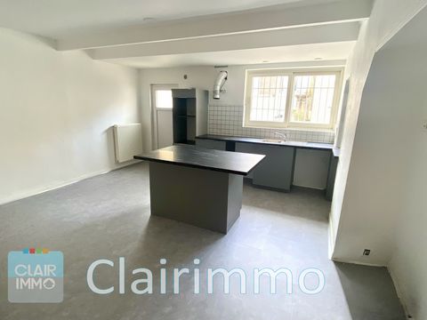BAZAS CENTRE - APPARTEMENT A LOUER - 3 CHAMBRES - PARKING